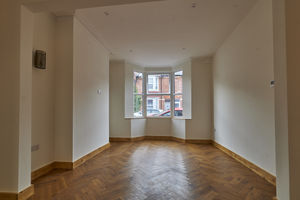 Living Room- click for photo gallery